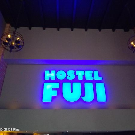 Hostel Fuji Пномпень Екстер'єр фото