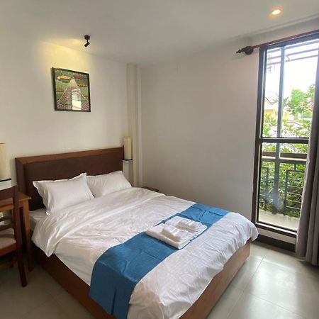 Hostel Fuji Пномпень Екстер'єр фото